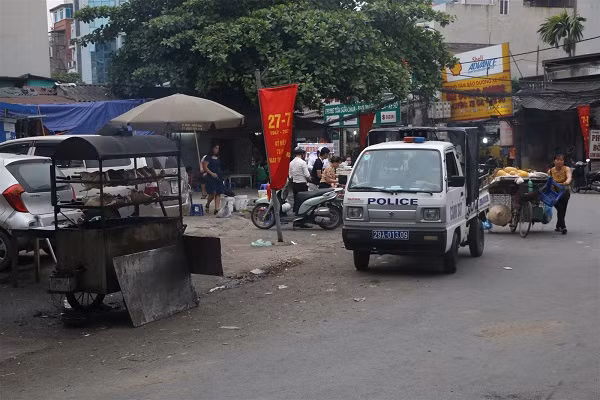 Bao gio via he Ha Noi moi thuoc ve nguoi di bo?-Hinh-8