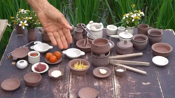 Song gio chua qua, Ba Tan Vlog lai bi “soi” nau an bang chat nguy hiem-Hinh-2