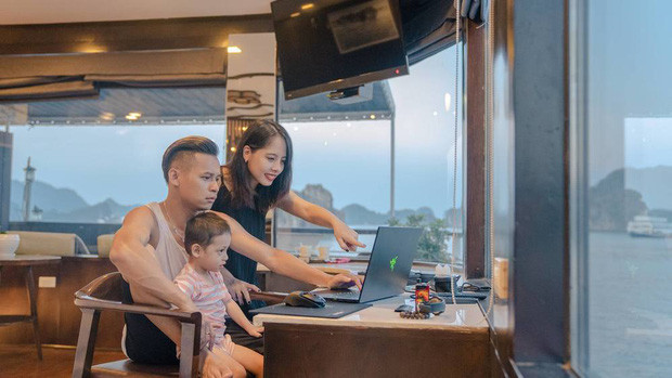 Vụ việc lần này không chỉ ảnh hưởng tới cá nhân Độ Mixi, mà ngay cả vợ con của nam streamer cũng không tránh khỏi lời miệt thị - những người vốn dĩ không liên quan đến câu chuyện của anh.