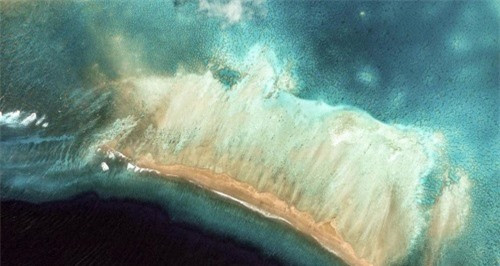 Quốc đảo Kiribati được tạo nên từ 33 đảo san hô và một hòn đảo nổi làm đảo chính.