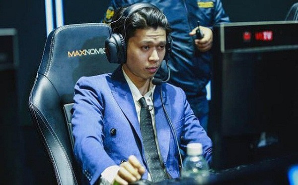 QTV là game thủ gạo cội của làng game Liên Minh Huyền Thoại Việt Nam, anh đã có một sự nghiệp lẫy lừng trước khi chuyển sang làm trong lĩnh vực stream. Sau nhiều thành công với nghiệp game, giờ đây Quách Thành Vũ vẫn đang tiếp tục gặt hái các thành công mới trên con đường sự nghiệp streamer của mình, dù không quá đình đám nhưng anh vẫn có một lương fan ''hùng hậu''.