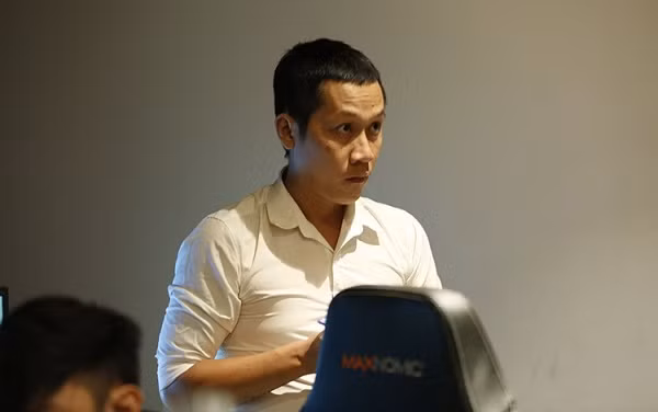 ''Trong top 5 am hiểu về LMHT nhất chắc chắn có thầy'' là một trong những câu nói tâm đắc nhất của Thầy giáo Ba - người được mệnh danh là ''vựa muối'' của làng streamer Việt.