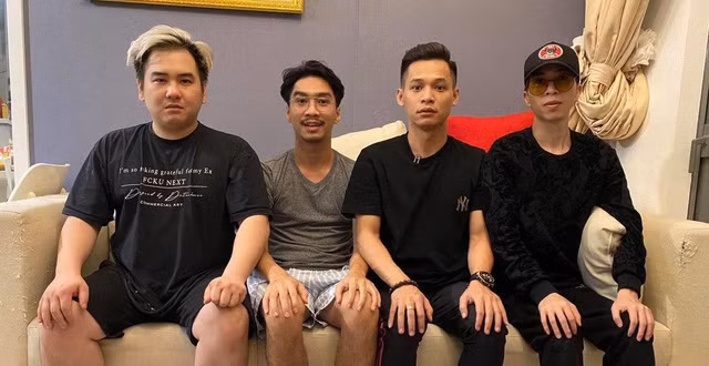 Đây cũng là nhóm bạn thân được cho là giàu nhất làng streamer Việt. Trong khi Xemesis là thiếu gia Sài Thành nổi tiếng xài hài hiệu, Độ Mixi sở hữu cơ ngơi là biệt thự 7 tầng, xế hộp, thì ViruSs hay PewPew cũng sở hữu khối tài sản khủng và thành công khi lấn sân sang lĩnh vực kinh doanh.