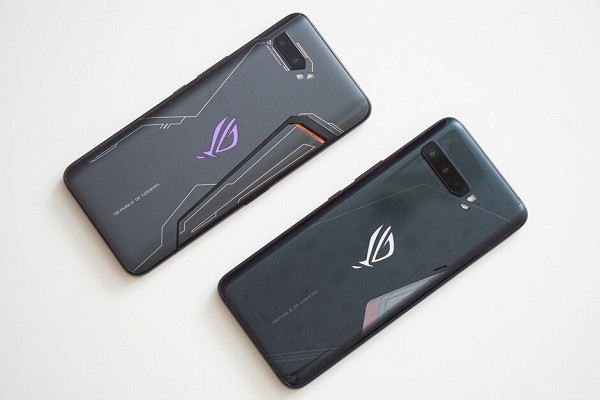 AudioWizard có các cài đặt trước cho mọi tai nghe ROG - những tai nghe có giắc cắm 3,5 mm, cả tai nghe USB và tai nghe không dây. Điện thoại không có giắc cắm tai nghe 3,5mm nhưng hầu hết phụ kiện kèm theo (bao gồm cả bộ làm mát AeroActive) đều có thêm một giắc cắm.