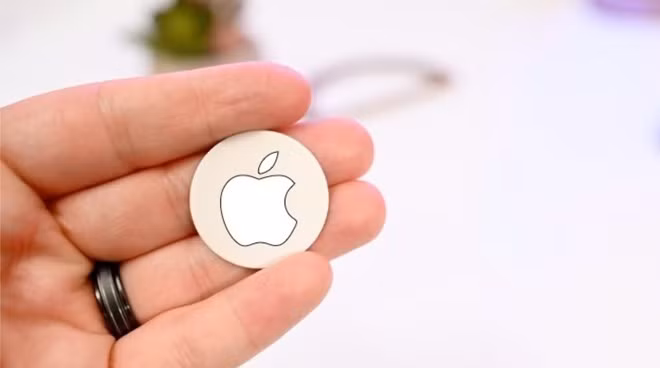 AirTag nhiều khả năng sẽ tích hợp với ứng dụng Find My - sự kết hợp giữa ứng dụng Find My Friends và Find My iPhone được Apple trình làng hồi tháng 6 năm ngoái. Chưa rõ nhiều thông tin cụ thể, tuy nhiên Airtag dường như có cách thức hoạt động tương tự với Tile.