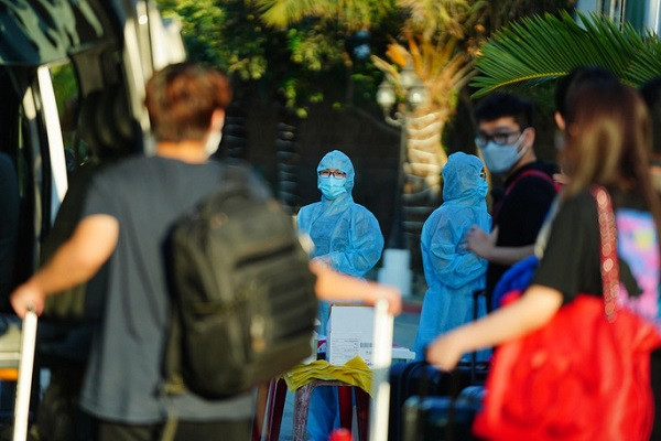 TP.HCM: 8 khach san lam diem cach ly co thu phi nhan khach ra sao?