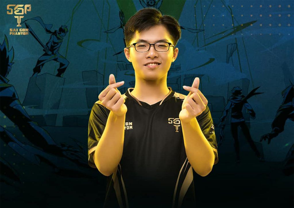 Thần đồng Lai Bâng từng lọt Top 1 Thách Đấu ở Đài Loan, máy chủ được đánh giá là có chất lượng và tính cạnh tranh cao nhất thế giới. Game thủ này có thể chơi ở vị trí ở tất cả các tướng, các đường mà gần như luôn là người gánh team.