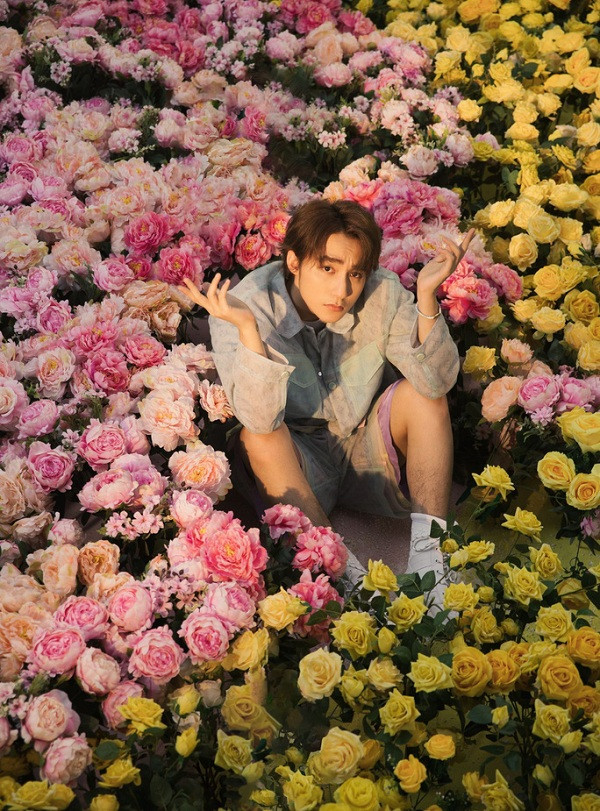 Sau 12 giờ lên sóng, ''Có chắc yêu là đây'' có đến hơn 12,3 triệu lượt xem (view hiển thị) cùng hơn 1 triệu lượt thích và hơn 244 nghìn lượt bình luận. Không chỉ vậy, theo thông số realtime từ Google Analytics, lượt view sau 12 giờ của MV Sơn Tùng M-TP đã chạm mốc 13,4 triệu lượt xem.