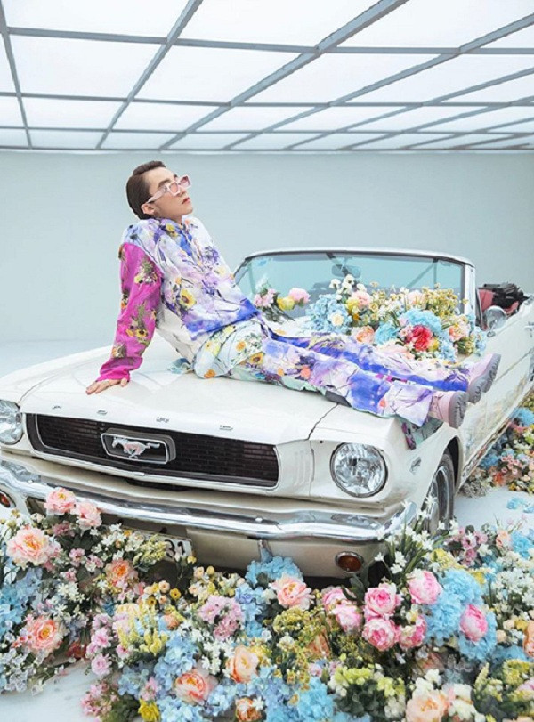 Ra mắt ''Có chắc yêu là đây'', Sơn Tùng M-TP đã "phá đảo" chính mình ở nhiều thành tích như trở thành MV Việt Nam có lượt xem công chiếu nhiều nhất với 901.000 người xem và cũng lọt top 4 toàn thế giới ở thành tích này.