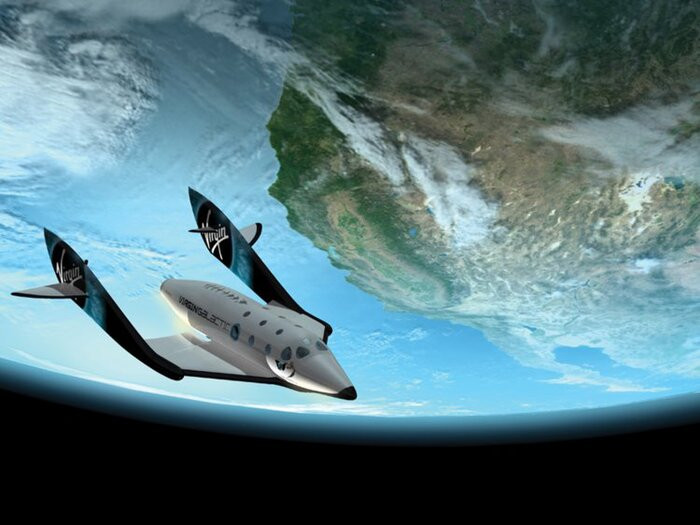 Ông hiện đang có một chiếc Dassault Falcon 50 EX. Đại gia công nghệ này trở thành người đầu tiên vượt đạt dương bằng một chiếc khinh khí cầu vào năm 1987 và đặt mục tiêu đưa du khách lên mặt trăng thông qua công ty Virgon Galactic sớm nhất có thể.