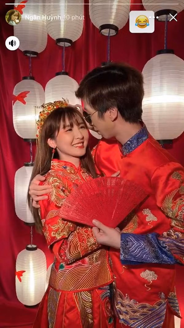 ''Mình là người nhiệt thành, hết mình trong tình yêu. Ví dụ có 100% mình sẽ cho hết 100%'', Ngân Sát Thủ chứng minh tình cảm của mình. Và quả thực trong suốt hơn 5 năm bên nhau, nữ game thủ này dường như chưa từng vướng phải scandal tình cảm nào khác.