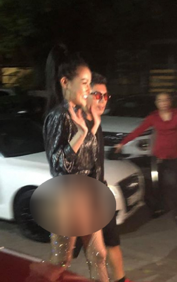 Ngan 98 lai dang anh phan cam sau khi bi phat tien va cam dien-Hinh-2