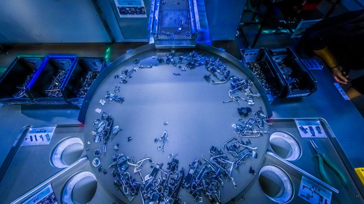 Bởi vậy công nghệ bí mật này của Apple được cho là sẽ góp phần giảm lượng rác thải điện tử từ các thiết bị bỏ đi tăng trưởng nhanh chóng trong nhiều năm trở lại đây.