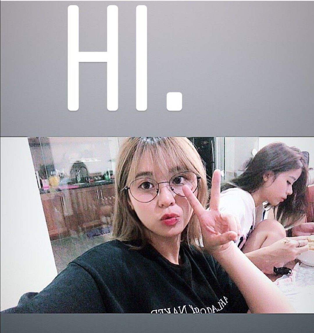 Tình bạn quá thân thiết giữa hai nữ streamer từng dấy lên nghi vấn tình ái, khiến dân mạng một lần nữa đặt câu hỏi về giới tính của MisThy.