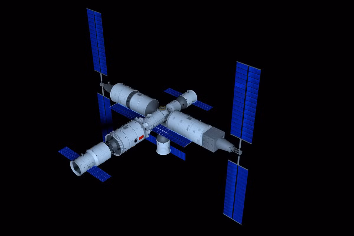 Trạm không gian Thiên Cung 3 nặng 65 tấn, tuy lớn hơn Thiên cung 1 và Thiên Cung 2 (8,5 tấn) song so ra chỉ gần bằng 1/7 trạm ISS (450 tấn). Đây là phòng thí nghiệm không gian đầu tiên của Trung Quốc hoạt động dài ngày trên quỹ đạo địa tĩnh.