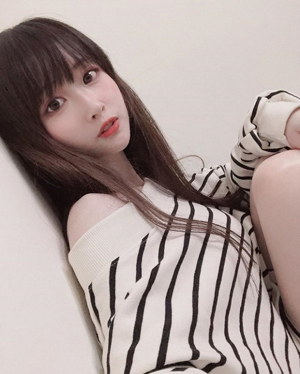 Bên cạnh sự thất vọng, cũng có không ít fan gửi lời chúc mừng tới Wei Wei.