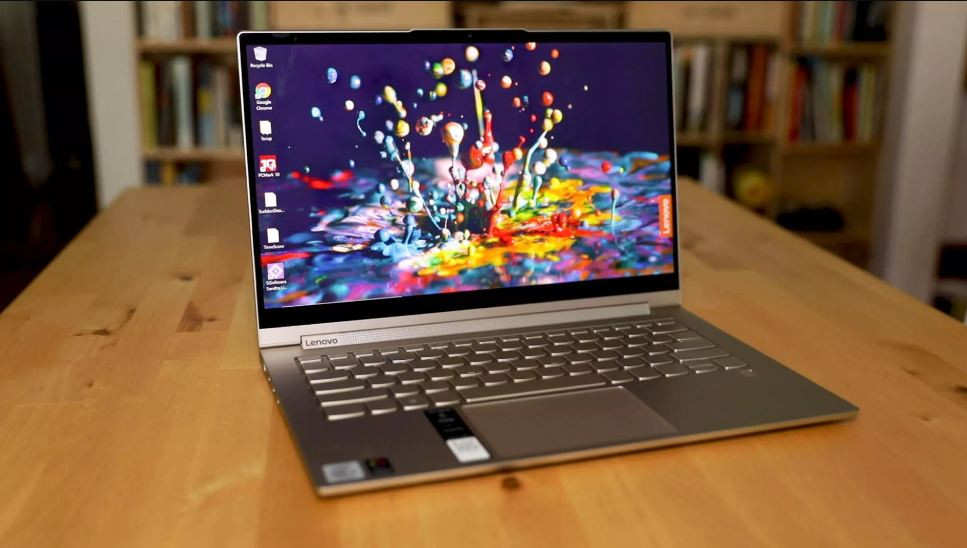 Xếp cuối trong top 6 laptop có thời lượng pin tốt nhất 2020 là Lenovo Yoga C940-14IIL. Với thời lượng pin sử dụng 675 phút hay gần 12 giờ, đây cũng là đối thủ đáng gờm của nhiều dòng máy tính xách tay hiện tại.