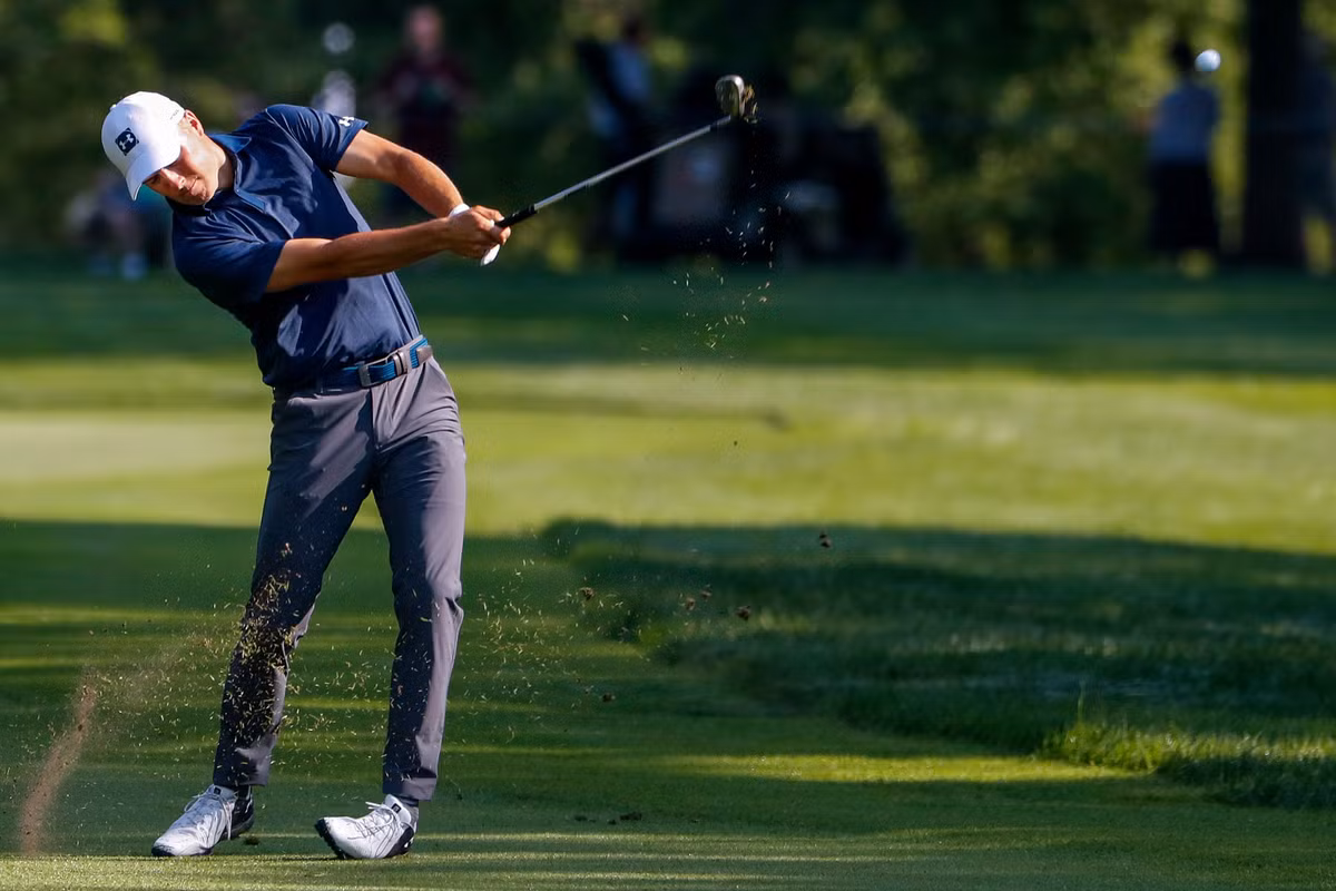 Năm 2018, anh nằm trong số 25 vận động viên được trả lương cao nhất. Hiện tại, anh đang nắm giữ khối tài sản ròng trị giá 130 triệu USD.