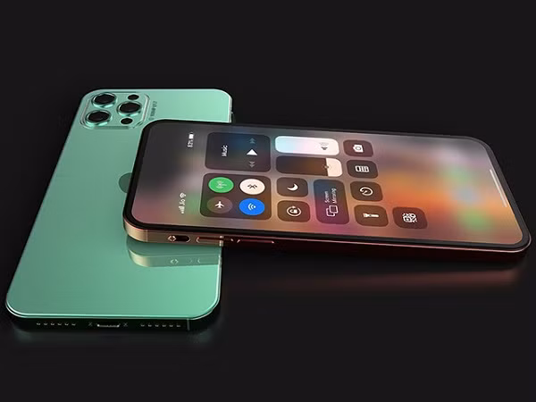 Theo một số chuyên gia, người dùng không nên mua các dòng điện thoại iPhone nhái tràn lan giá siêu rẻ này. Ngoài việc không đáp ứng tốt nhu cầu sử dụng, phần mềm thường gặp trục trặc, còn tiềm ẩn nguy cơ xảy ra cháy, nổ, lộ lọt thông tin cá nhân, danh tính người dùng.