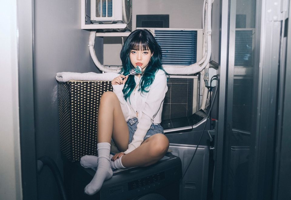 Kiểu tóc ombre cũng không làm khó được Đàm Tổng dù cực kỳ kén da.