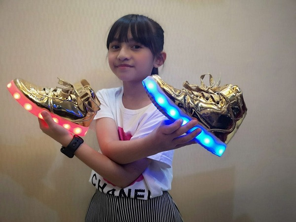 Cô bé hiện sở hữu khối tài sản kếch xù, là một trong những Youtuber nhí giàu nhất thế giới.