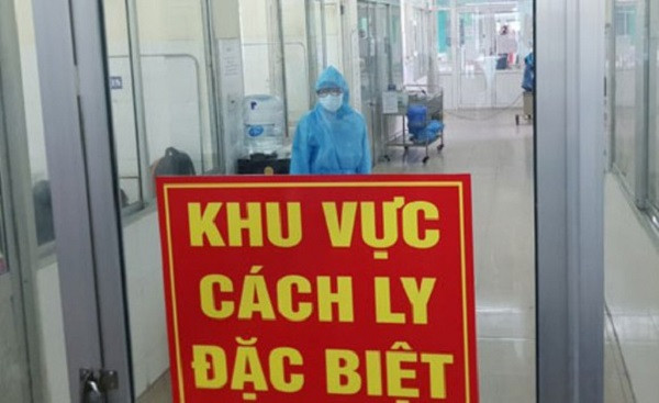 Them 2 truong hop nhap canh tu Nga mac COVID-19, Viet Nam co 415 ca benh