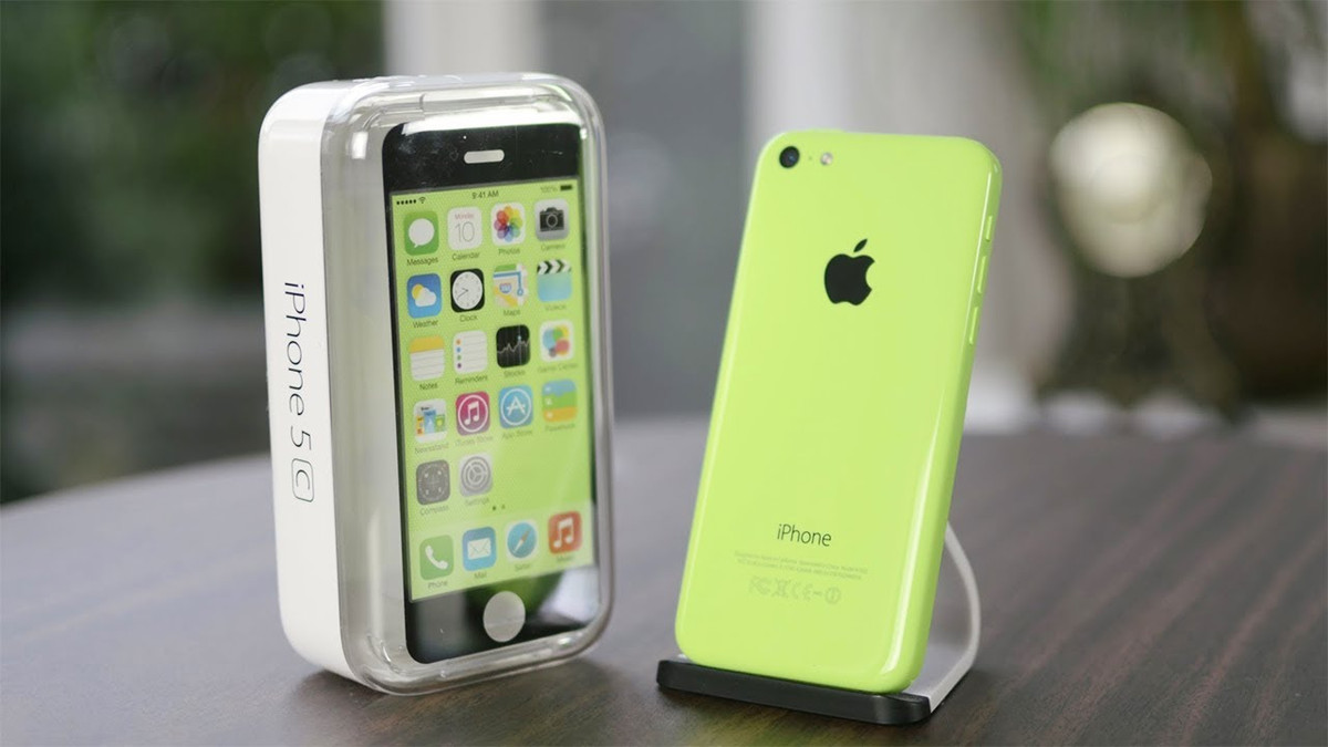 iPhone 5c không có giá thành cạnh tranh như kỳ vọng, thậm chí vào thời điểm iPhone 5S với Touch ID đã được trình làng, iPhone 5C lại không được tích hợp công nghệ này.