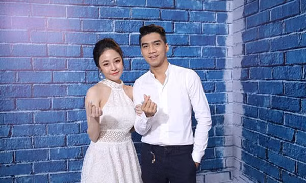 Hiện tại, PewPew đang tìm hiểu cô nàng Hồng Nhật - không phải người hoạt động nghệ thuật. Còn Trâm Anh sau nhiều scandal vẫn luôn úp mở về danh tính bạn trai.