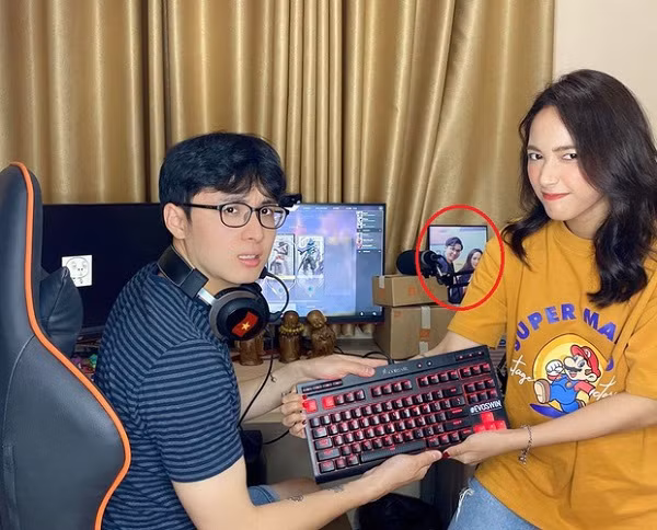Tuy nhiên, cặp đôi nổi tiếng giới streamer Việt này cũng ''ồn ào'' không kém những cặp đôi khác khi bị tố hẹn hò vì vụ lợi.