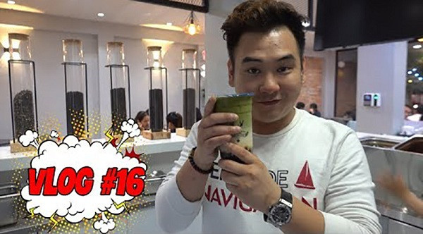 Được mệnh danh là ''streamer giàu nhất Việt Nam'' nhờ gia thế cực khủng, nhưng không vì thế mà Xemesis ngừng phấn đấu.