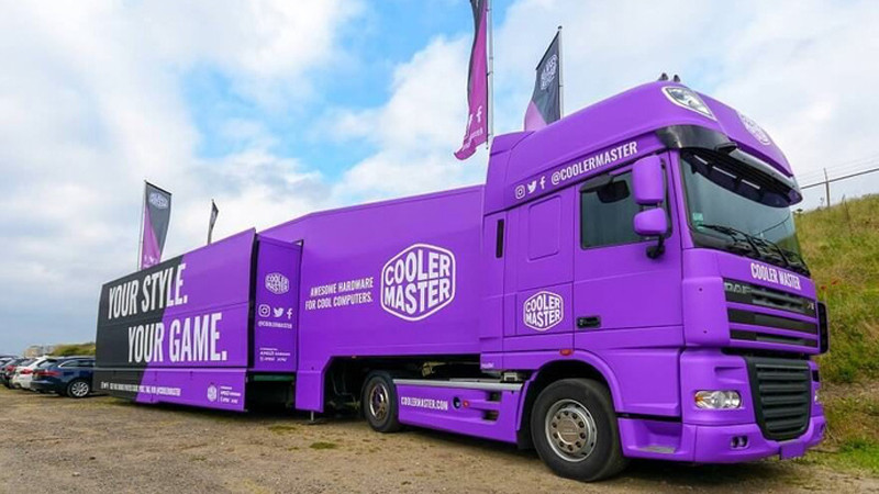 Quán net di động MasterRide làm mưa làm gió thời gian gần đây sẽ là niềm mơ ước của mọi game thủ nếu có ý định...chơi game và đi vòng quanh thế giới.