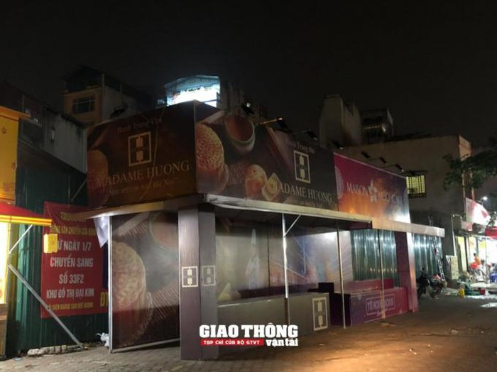 Phuong Dai Kim (Hoang Mai): Bi cam nhung banh trung thu van 'an ngu' via he-Hinh-3