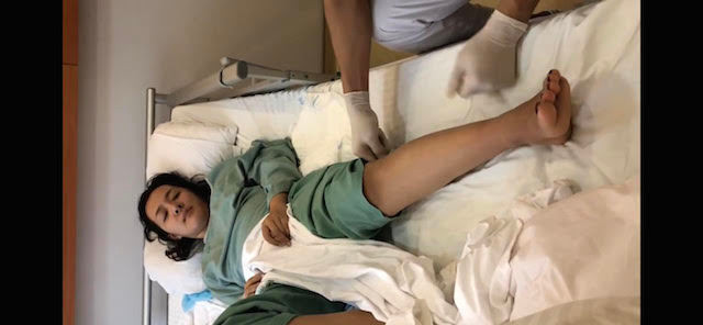 Hanh trinh nu giang vien liet nua nguoi chien thang benh tat va dep len-Hinh-2