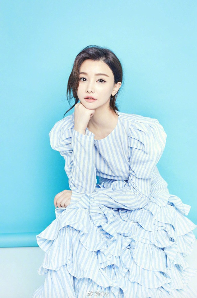 ''Nữ hoàng eSport'' đầu tiên của Trung Quốc hiện sở hữu 14 triệu fan trên trang cá nhân.