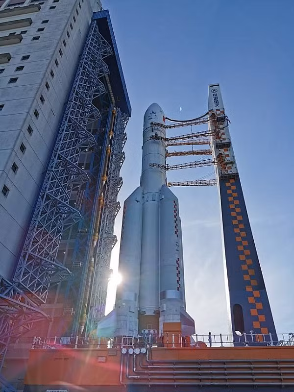 Và Trường Chinh 5 Y4 là tên lửa đầu tiên của Trung Quốc "đủ trình" thực hiện nhiệm vụ trên quỹ đạo chuyển giao giữa Trái Đái và sao Hỏa.