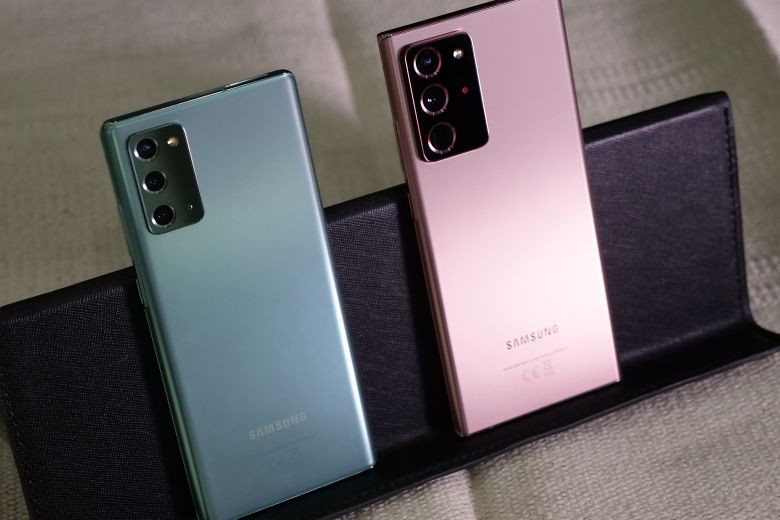 Về tổng thể, Galaxy Note20 Ultra đã vượt qua hầu các bài kiểm tra độ bền khắc nghiệt của YouTuber JerryRigEverything. Ngày mai (21/8), những chiếc Galaxy Note 20 chính hãng đầu tiên sẽ chính thức có mặt tại Viettel Store, kèm tai nghe Buds Live và bao da Clear View khi đặt trước.