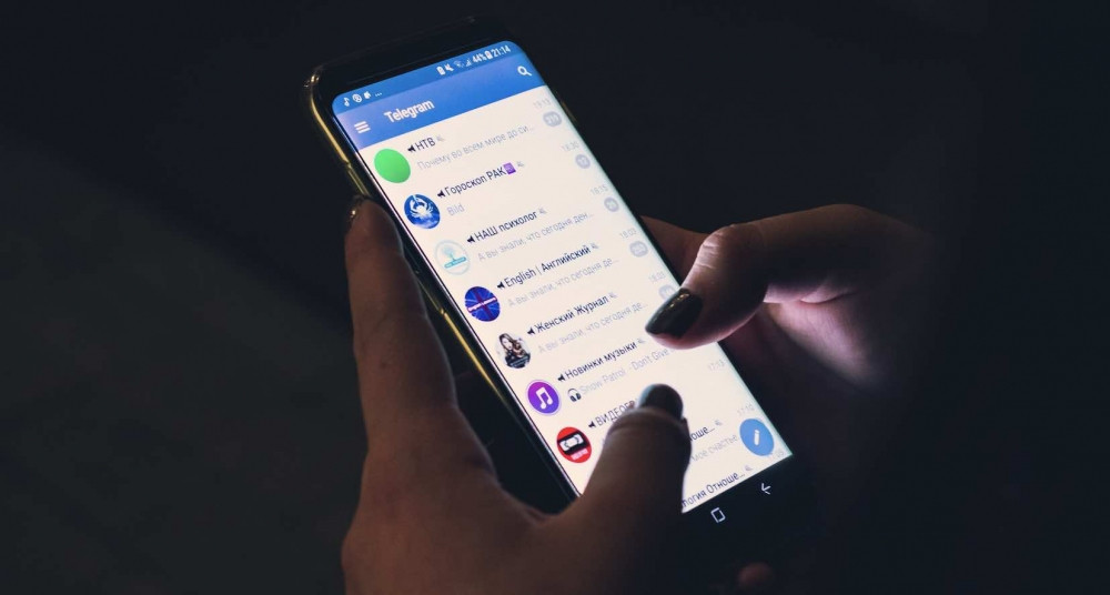 Đối với người dùng smartphone, để giảm thiểu tối đa việc nhận những tin nhắn không mong muốn này có thể tham khảo một số cách sau.