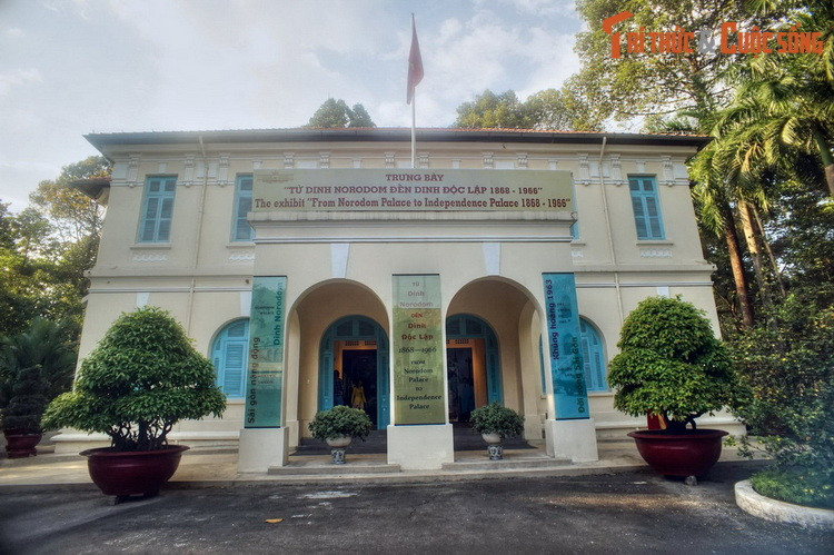Ở góc phía Đông khuôn viên Dinh Độc Lập, có một ngôi biệt thự mang kiến trúc kiểu Pháp mà trong nhiều năm ít được người đời nhắc đến. Đây là dấu tích còn lại của Dinh Norodom – biểu tượng cho sức mạnh và sự hiện diện của người Pháp ở Nam Kỳ.