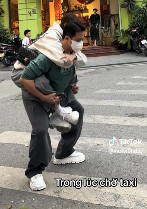 "Chồng mình tròn lên nên mình bắt tập thể dục. Vừa giảm cân, vừa được yêu", Hari Won chia sẻ. Ảnh: Saostar.