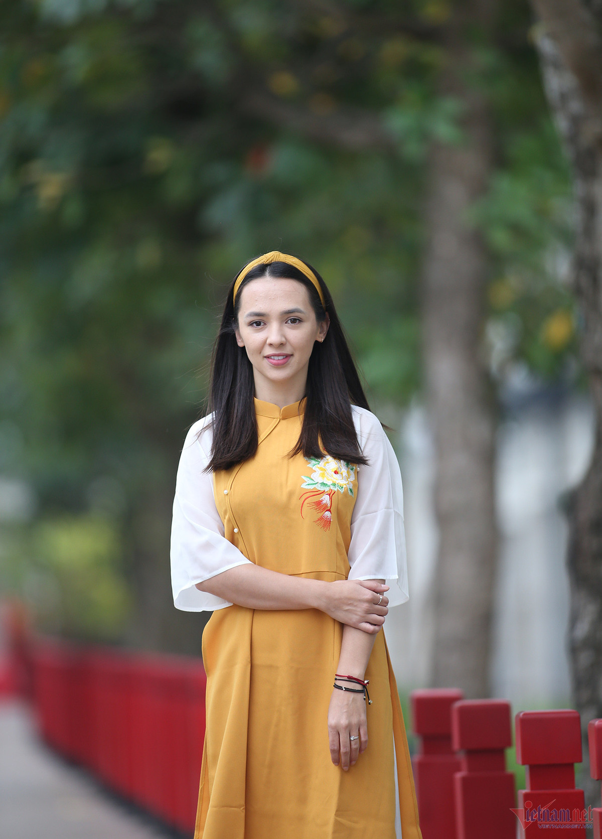 Có một điều thú vị là ban đầu cả Nguyễn Filip và Aneta Nguyễn đều không biết "đối phương" là người gốc Việt. Khi dẫn người yêu về giới thiệu với gia đình, họ lo rằng mình có thể có họ hàng với nhau. “Sau này, tôi mới biết rằng bố của tôi quen với ông của cô ấy. Họ đều từng sinh sống và là hàng xóm của nhau ở Hải Phòng. Đó là sự trùng hợp. Lúc đó, tôi và Aneta cũng cảm thấy hơi lo sợ vì không biết chúng tôi có phải là bà con họ hàng với nhau hay không”, thủ thành sinh năm 1992 cho biết.