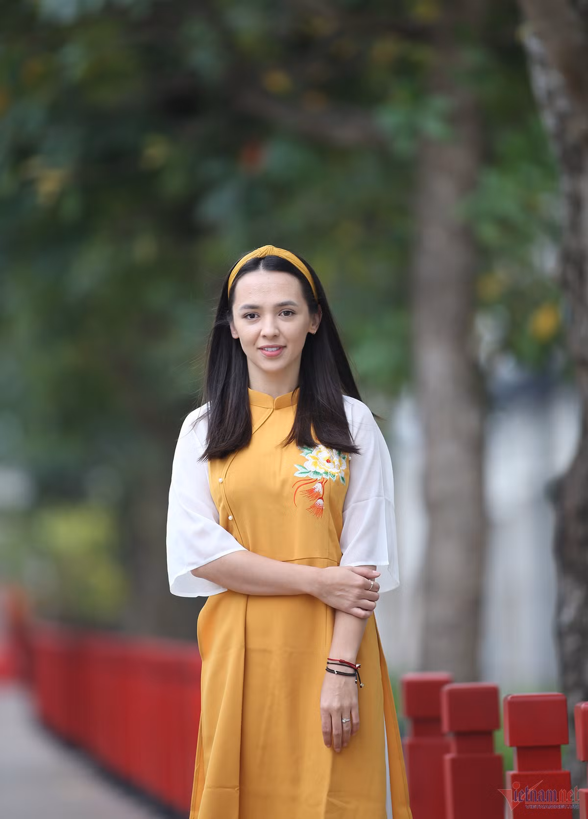 Có một điều thú vị là ban đầu cả Nguyễn Filip và Aneta Nguyễn đều không biết "đối phương" là người gốc Việt. Khi dẫn người yêu về giới thiệu với gia đình, họ lo rằng mình có thể có họ hàng với nhau. “Sau này, tôi mới biết rằng bố của tôi quen với ông của cô ấy. Họ đều từng sinh sống và là hàng xóm của nhau ở Hải Phòng. Đó là sự trùng hợp. Lúc đó, tôi và Aneta cũng cảm thấy hơi lo sợ vì không biết chúng tôi có phải là bà con họ hàng với nhau hay không”, thủ thành sinh năm 1992 cho biết.