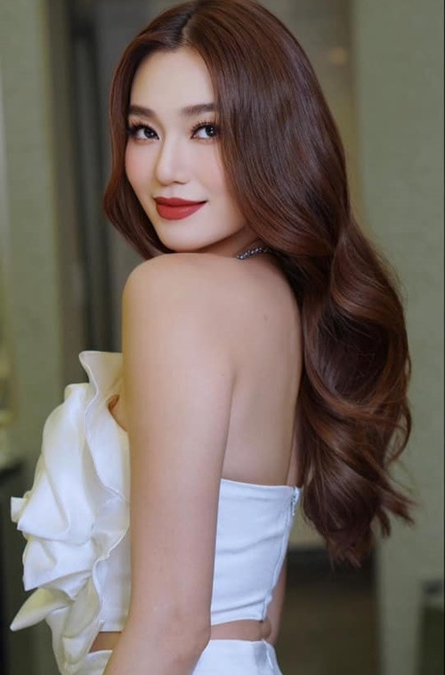 Còn Khánh My cho biết, cô đang độc thân và chưa muốn yêu ai vì mới chia tay bạn trai chưa được bao lâu. Ảnh: FBNV.