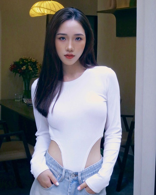 Cao ráo, có gương mặt khả ái, Diệu Thúy từng dự thi vòng sơ tuyển Hoa hậu Việt Nam 2022.