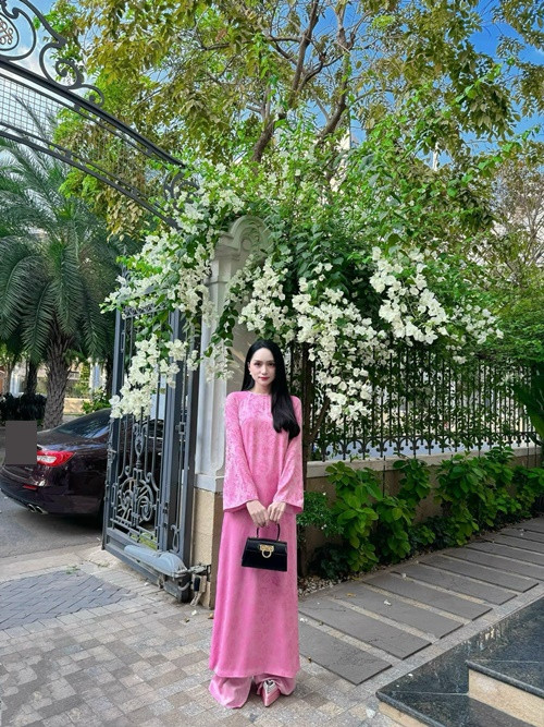 Hương Giang kín tiếng về chuyện tình cảm sau khi chia tay doanh nhân Matt Liu.