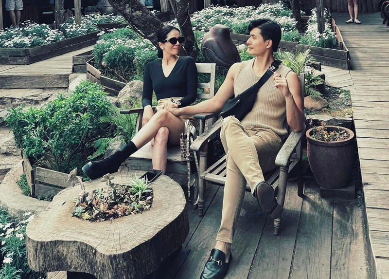 Năm 2023, cả hai đồng hành trong chương trình Chị đẹp đạp gió rẽ sóng. Lệ Quyên là một trong số 30 nữ nghệ sĩ tham gia chương trình, còn Lâm Bảo Châu làm MC.