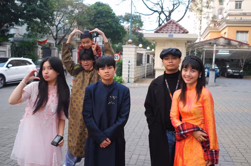 Trần Hoàng - con trai của đạo diễn Trần Lực và người vợ cũ đầu tiên đã lập gia đình, có con. Ảnh: FBNV.