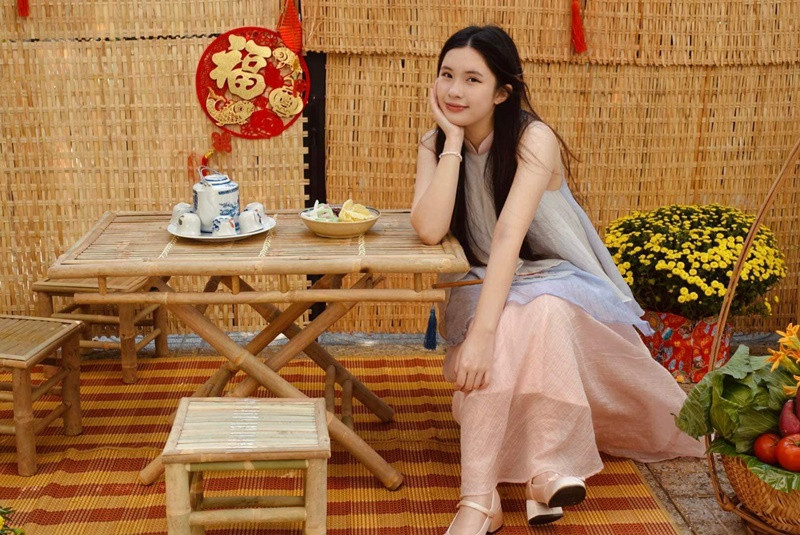 Nam đạo diễn thường xuyên đăng tải hình ảnh các con trên trang cá nhân. Ảnh: FBNV.