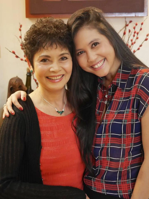 Nghệ sĩ Minh Châu sống một mình ở Việt Nam trong nhiều năm qua bởi con gái định cư ở Mỹ. Ảnh: Dân Trí.