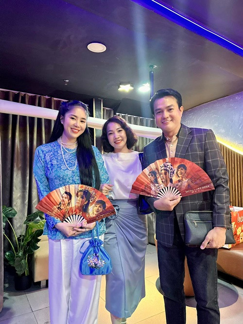 Trúc Trương thân thiết với Lê Phương. Trong Sáng đèn ra rạp dịp Tết, Lê Phương và Cao Minh Đạt đều góp mặt.