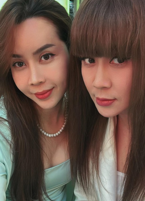 Lưu Hương Giang ngày càng trẻ trung, gợi cảm sau 2 lần sinh nở. Lưu Thiên Hương đẹp mặn mà khi đã có một cô con gái. Ảnh: FBNV.